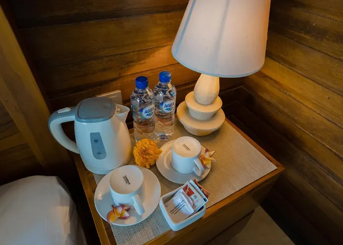 Abian House Nusa Penida 招待所 3*