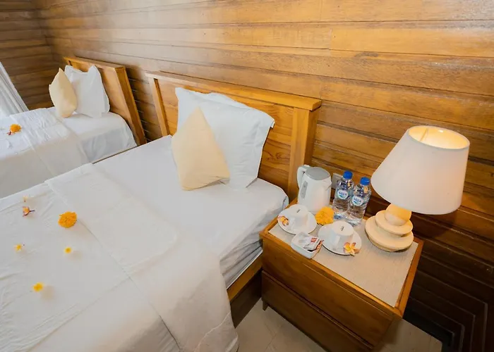 Abian House Nusa Penida 招待所 3*